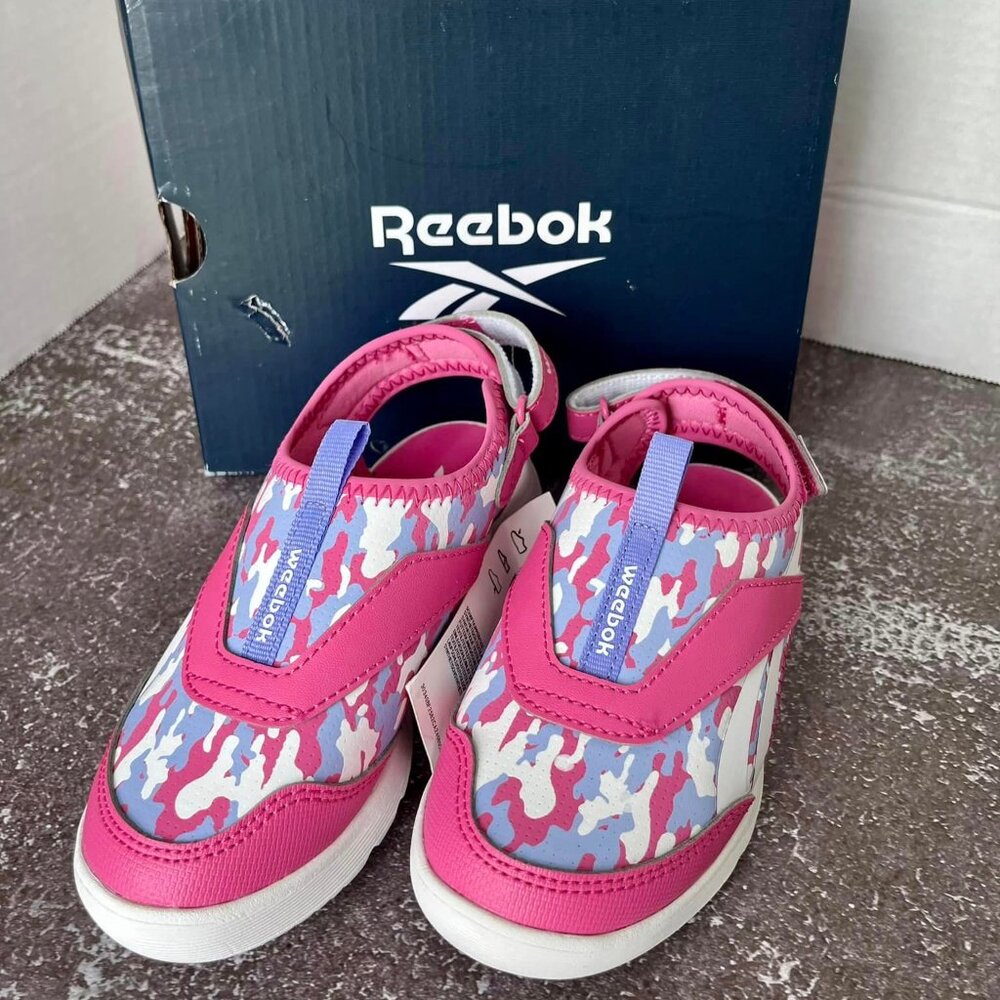 Little Girls Pink Reebok Shoes